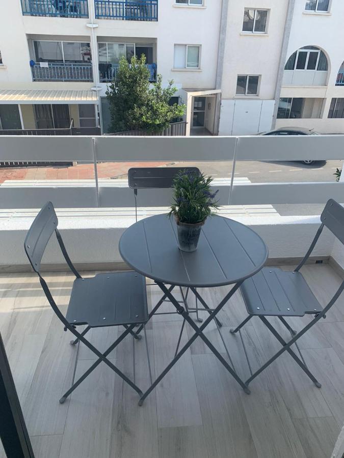 Prestige Worldwide Apartments Айя Напа Екстериор снимка
