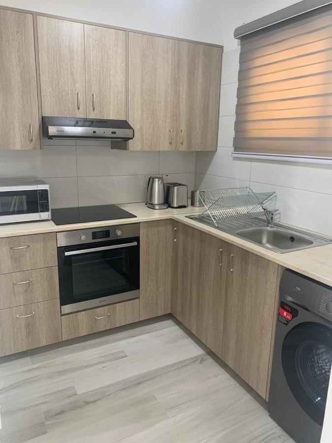 Prestige Worldwide Apartments Айя Напа Екстериор снимка