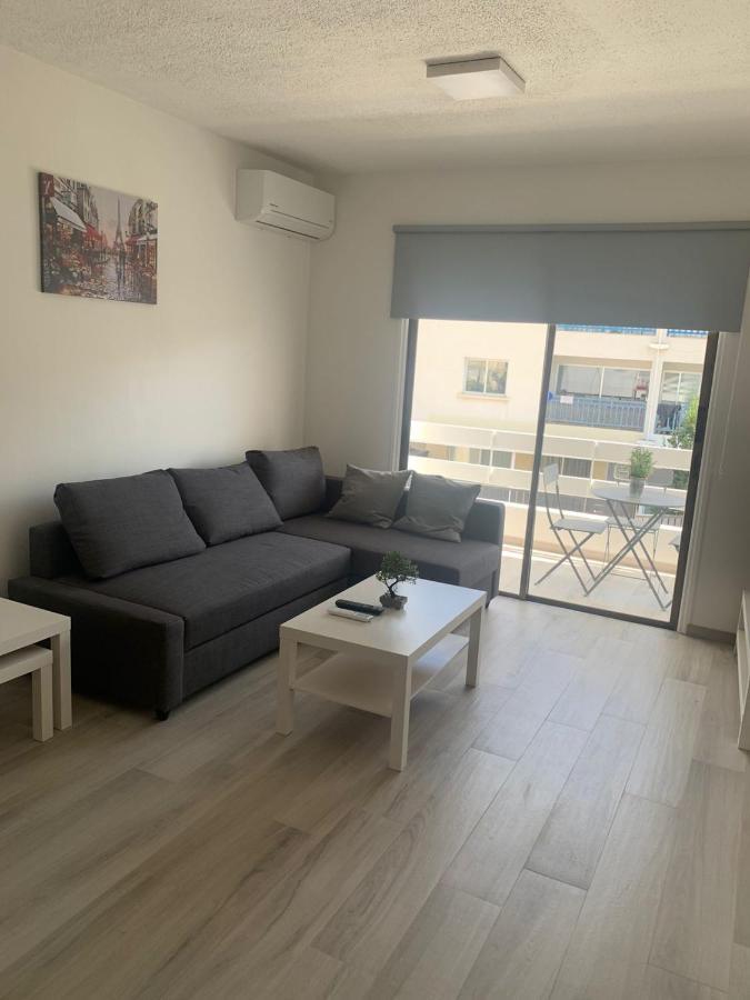 Prestige Worldwide Apartments Айя Напа Екстериор снимка